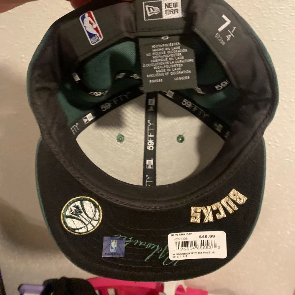 NWT New Era Milwaukee Bucks 7 1/4 Hat - Picture 6 of 8